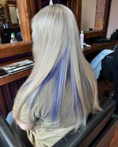 Peekaboo Hair Colors 2025: 25 Trendy Ideas for All Hair Lengths & Styles Colourful Hair Ideas For Blondes, Colourful Hair Ideas, Short Balayage