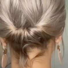 How To Put Up Short Hair, Updos For Short Length Hair, Short Hair Easy Updo, Simple Updos For Short Hair, Up Do For Short Hair, Diy Hair Updos, Easy Chignon, Interview Hairstyles, Short Hair Updo Tutorial