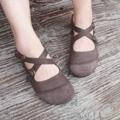 Spring Summer Women Retro Leather Velcro Casual Shoes Plus Size Brown Ballet Flats With Rubber Sole, Brown Ballet Flats With Rubber Sole, Round Toe, Brown Slip-on Ballet Flats With Flat Heel, Leather Footbed Slip-on Ballet Flats With Round Toe, Fashion Shoes Flats, Tube Top Dress, Barefoot Shoes, Comfy Shoes, Rubber Heels