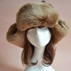 Faux Fur Hat, Fur Hat, 2000s Fashion, Beach Jewelry, Dream Clothes, Hat Cap, Look Cool, Fashion And Lifestyle