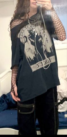 Fishnet Tshirt Outfits, Emo Outfits Fishnet, Style Fishnet Top, Fishnet Sleeves Under Shirt Outfit, Fishnets As Top, Goth Outfits With Fishnets, Grunge Outfits With Fishnets, T Shirt And Fishnets Outfit, Oversized Emo Outfits