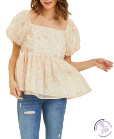 Indulge in romance with our floral puff-sleeved blouse. The square neck and smocked back add a flirty touch to this babydoll top. Perfect for date night or a day out with friends, it's the ideal combination of sweet and stylish. Material: 100% Polyester Curvy Shorts, Curvy Jeans, Puff Sleeve Blouse, Sweater Tank Top, The Square, Babydoll Top, Skirt Leggings, Long Blouse, Sweater Blouse