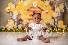 Today’s set 🐝 Bees, Honey, Honeycomb . portraitsbykatd.com . #cakesmash #yellowbeecakesmash #fortworthx #beecakesmash #firstbirthdayphotoshoot #beecakesmash #honeycombcakesmash #yellowgreencakesmash #babymilestonephotography #babyphotographer #dfwphotosessionphotographer #milestonesphotography #riveroakstx #fortworthtx #riveroakstxphotographer #caksmashphotographer #1stbirthdayphotoshoot #portraitphotographer #portraitphotography #1stbirthdaycakesmash #babybee #texasbaby Bee Cake Smash, Bee Cake, Texas Baby, Bee Cakes, 1st Birthday Photoshoot, 1st Birthday Cake Smash, Yellow Bee, First Birthday Photos, Baby Bee