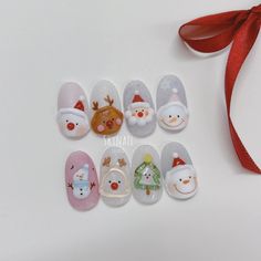 Vietnamese Nail Art, Japanese Christmas Nails, Christmas Nails Korean, Vintage Christmas Nails, Nail Noel Christmas, Christmas Nails 3d, Gift Nail Art, Noel Nail, Christmas Nails Art