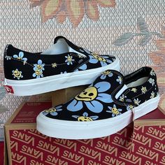 New In The Box No Lid Authentic Vans Women’s Classic Slip-0n Trippy Grin Floral Black/ Vnoa5jmhy23 Sneakers - Athletic Shoes - Skateboarding Vans Women, Authentic Vans, Shoes Vans, Sneakers Athletic, Vans Black, Painted Shoes, Vans Classic, Sneaker Collection, Womens Vans