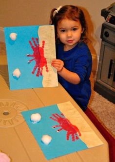 Crab Craft, Beach Crafts For Kids, Hand Print Art, Crab Crafts, Crafty Kids, Crafts For Kids To Make, Beach Crafts