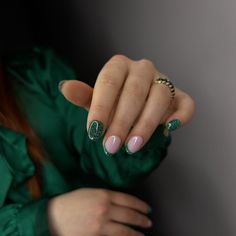 26 Trendy Short Winter Nail Ideas for 2024-2025: Simple Acrylic, Gel & Dip Designs Short Winter Nail Ideas, Dip Designs, Winter Nail Ideas, Simple Acrylic, Red Acrylic Nails, Winter Nail, Acrylic Gel, Winter Nails