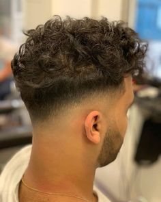 Mens Fresh Haircut, Very Short Hair Men, V Shaped Haircut, Drop Fade Haircut, Quotes Summer, Burst Fade