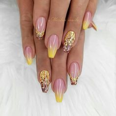 Matte Make Up, Wedding Nail Art Design, Cute Summer Nail Designs, Pretty Nail Art Designs, Cute Summer Nails, Pretty Nail Art, Flower Nail Art, Nail Designs Glitter