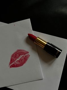 latest lipstick designs by @Womensfashiongallery #youtube #viral #views #ytshorts #subscribe Lipstick Red Aesthetic, Applying Lipstick Aesthetic, Lipstick Aesthetic Vintage, Red Lips Aesthetic, Red Lipstick Aesthetic, Lipstick Dark Red, Lipstick Mark, Kiss Mark, Lipstick Designs