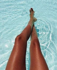 Outdoor Pics, Tanning Tips, Tan Legs, Perfect Tan, Super Dark, Summer Tanning, Summer Goals, Fake Tan