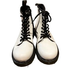 Brand New. Never Worn. Size Eu 36/M 4/ L5 Zipper On Inside Part Of Shoe Slight Creasing On Left Shoe Retail $75 Selling For $50 White Doc Martens, Dr Martens White, M 4, Dr Martens Shoes, Martens Shoes, Shoes Brand, Doc Martens, Shoe Brands, Kids Shoes