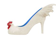 Strikingly Surreal Stilettos - Yoriko Youda Astounds with Her Quirky Shoe Design Drawings (VIDEO) Chicken Shoes, Quirky Shoes, Funny Shoes, Creative Shoes, Ugly Shoes, Funky Shoes, Latest Shoe Trends, Glitter Shoes, Balenciaga Shoes