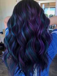 Exotic Hair Color, Blue Hair Highlights, Vivid Hair Color, Dyed Hair Inspiration, Hair Color And Cut