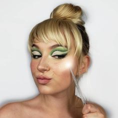 Disney Halloween Makeup, Tinker Bell Peter Pan, Green Makeup Tutorial, Disney Eye Makeup, Disney Inspired Makeup, Fashion Show Makeup, Carnival Makeup, Fun Makeup