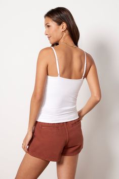 Perfect alone or as a layering piece, the Rory So Smooth Cami by EVEREVE will be your new favorite essential. This versatile tank features adjustable straps and a lined, fitted silhouette in smoothing nylon-blend fabric. Tuck into jeans or shorts, or wear it under your favorite jackets, blazers, and vests. | EVEREVE Women's Rory So Smooth Cami Top, Size XL, White Casual Tops With Built-in Bra And Wide Straps, Everyday Camisole Tank Top With Built-in Bra, Summer Camisole With Wide Straps, Bra Friendly, Summer Bra-friendly Camisole With Wide Straps, Camisole Tank Top With Built-in Bra For Layering, Casual Camisole With Built-in Bra And Wide Straps, Casual Top With Delicate Straps And Scoop Neck, Layering Camisole With Adjustable Spaghetti Straps, Bra-friendly Camisole With Tank Straps For Layering