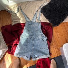 Short Denim Overalls. Never Worn. Denim Blue Casual Overalls, Casual Denim Blue Overalls, Trendy Blue Shortalls With Pockets, Casual High-waist Medium Wash Overalls, Casual Dark Wash Overalls, Fitted Denim Shortalls In Light Wash, Denim Overalls With Relaxed Fit, Blue Denim Jumpsuit With Pockets, Fitted Light Wash Denim Shortalls