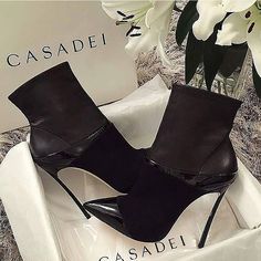 Casadei Boots, Carrie Bradshaw, Shoe Obsession, Mode Inspiration, Shoe Lover, High Heel Boots, Beautiful Shoes, Luxury Shoes, Cute Shoes