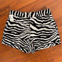 Cute Zebra Print Shorts Nwt Trendy White Zebra Print Bottoms, Chic Summer Bottoms With Zebra Print, White Zebra Print Bottoms For Summer, Casual Zebra Print Bottoms For Summer, Casual Zebra Print Summer Bottoms, White Zebra Print Casual Bottoms, Zebra Print Shorts, Print Shorts, Zebra Print