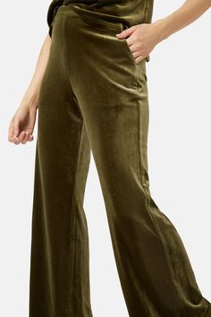 Tailored to a perfect straight leg fit, this soft green velvet trouser can be teamed with the matching Boyfriend jacket or Cropped blazer for a top to toe look. 95% Polyester 5% Elastane. Machine wash 30c. Matching Boyfriend, Never Say Goodbye, Traffic People, Bianca Jagger, Boyfriend Jacket, Green Trousers, Velvet Trousers, Vintage Inspired Fashion, Cropped Blazer