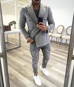 . Jeans And Blazer Men, Urban Jeans, Blazer Outfits Men, Jeans Outfit Men, Blazer Men, White Jeans Men, Men Party, White Jeans Outfit, Tie For Men