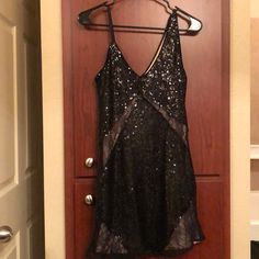 Black Sequins Dress From Express Was Never Worn Still Has All Tags. A Few Snags In Lace Where The Sequins Got Caught To It. Black Sequins Dress, Sequins Dress, Black Sequin Dress, Express Dresses, Dresses Black, Black Sequins, Black Cream, Sweet 16, Dresses Xs