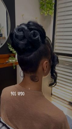 Up Black Hairstyles, Updo Hairstyles Curly, Updo Hairstyles Curly Hair, 90s Updo Hairstyles, Updo Cabello Natural, 90s Updo, Natural Hair Updo Wedding, Bride Hairstyles Updo, Black Color Hairstyles