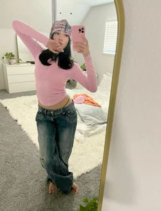 Pink Sweatpants Outfit, Outfit Inspo Casual, Chill Outfits, Y2k Outfits, Outfits For Women, Swaggy Outfits, Cute Everyday Outfits, Cute Simple Outfits, Outfit Inspo Fall