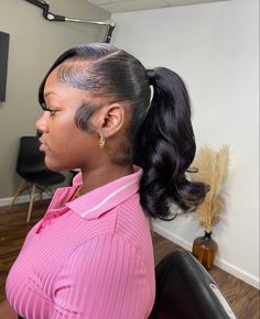 hairstyles for black girls. Barbie ponytail with curly bang and pony. Club Worker Outfit, Slick Ponytail Weave, Slick Ponytail, Weave Ponytail Hairstyles, Sleek Ponytail Hairstyles, Birthday Hairstyles, Black Ponytail Hairstyles, Quick Weave Hairstyles, Effortless Hairstyles