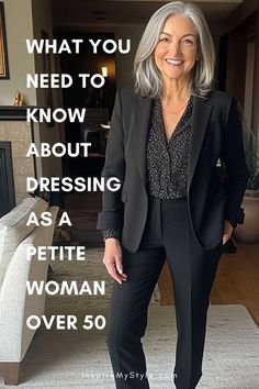 Middle Age Business Casual, Boho Outfits Petite, Fashion For Short Women Over 50 Outfits, Petite Preppy Style, Style Tips For Petite Women, Elegant Older Women Fashion, Flattering Outfits For Petite Women, Dresses For Senior Women Over 50, Petite Frame Outfits