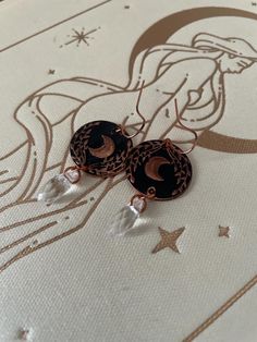 Zinc alloy gold colored crescent moon drop dangle earring. Copper Dangle Crystal Earrings For Gift, Rose Gold Metal Drop Crystal Earrings, Rose Gold Metal Dangle Crystal Earrings, Metal Drop Earrings With Moon Charm, Nickel-free Crescent Copper Jewelry, Rose Gold Crescent Earrings, Metal Dangle Earrings With Moon Phase, Metal Drop Earrings With Moon Phase, Moon Phase Metal Drop Earrings