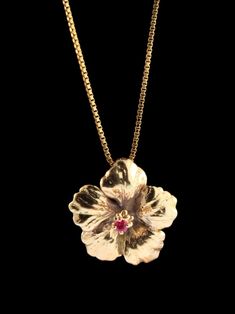 Hibiscus Necklace Gold With a Ruby Solid 14k Gold Flower Necklace Hawaiian Flower Hawaiian Jewelry Flower With Ruby Gift for Wife Ruby - Etsy Puerto Rico Hibiscus Necklace, Gold Flower Necklace, Hawaiian Flower, Hawaiian Jewelry, Jewelry Flower, Jewelry Accessories Ideas