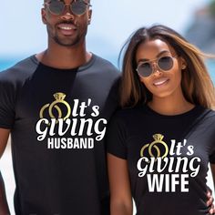 Black white and gold "It's giving wife" shirt for a bride.  Great for a bachelorette party, honeymoon, anniversary or everyday wear for a proud spouse.  Personalize it with your last name or change colors. Wedding Anniversary Shirt Ideas, Couple Shirts Relationships, Couples Attire, Married Couple Shirts, Marvel Wedding, Couple T Shirt Design, Couples Retreat, Cute Couple Shirts, Couples Outfits