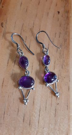 Beautiful 925 silver,dangle earrings, handcrafted 1970s. Jelly Belly, Purple Earrings, Silver Dangle Earrings, Amethyst Earrings, Lariat Necklace, Silver Earrings Dangle, 70s Fashion, Antique Collection, Photo Jewelry