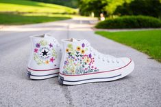 ❤️ Floral Embroidered Converse Custom Step up your sneaker game with our Floral Embroidered Converse Custom shoes! Each pair is meticulously hand-embroidered with vibrant floral designs, making every shoe a unique piece of art. Perfect for adding a touch of elegance and personality to your casual outfits, these custom Converse are both stylish and comfortable.  📌 Features:  - Handcrafted Design: Each shoe is individually embroidered with intricate floral patterns. - High-Quality Materials: Made Embroidered Sneakers, Embroidered Converse, Converse Custom, Custom Converse, Embroidery Gifts, Gift For Best Friend, Friend Gifts, Womens Tie, Tie Shoes