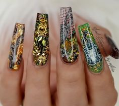 Money nails