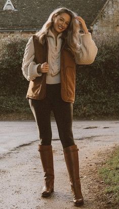 English Country Fashion, Countryside Outfit, Mode Country, Countryside Fashion, Looks Kate Middleton, Country Attire, Farm Clothes, Country Style Outfits, Looks Country