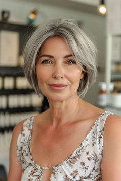 40 Gray Pixie Hairstyles for the Modern Chic Woman Sophisticated Hairstyles, Hollywood Hair, Silver Sisters, Silver Age