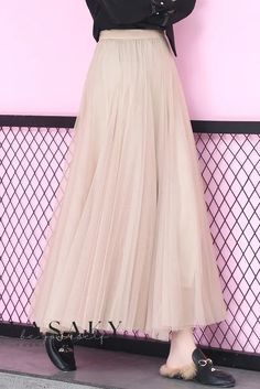 Lasaky - Ladies Elegant A-Line Maxi Dress with Delicate Lace Detailing and Pleated Skirt in a Minimalist Design Grace Kelly Style, Bodycon Pencil Skirt, Long Skirt Fashion, Skirt Elegant, Polyester Skirt, A Line Maxi Dress, Sheer Overlay, Half Skirt, Sophisticated Dress