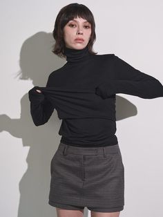 Composition : OUTSHELL : MODAL 90% SPAN 10%Color : BLACKCountry of Origin : Republic of Korea Elegant Black Turtleneck Top, Chic Black Turtleneck Top, Layer Top, Turtle Neck, Composition, Top Outfits, The Originals, Clothes For Women, T Shirt