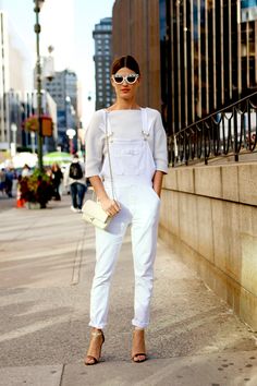 Hanneli Mustapara NYFW 2013 Hanneli Mustaparta, Transitional Dressing, Overalls Fashion, New York Street Style, Street Style Chic, New York Street, Street Style Inspiration, Street Style Looks