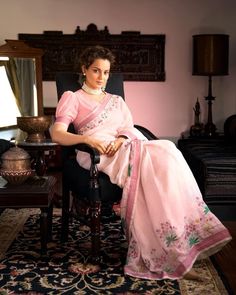 Pink Blouse Designs, Kangana Ranaut, Indian Bride Outfits, Sari Blouse Designs, Desi Fashion Casual, Simple Sarees