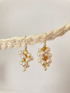 Do you enjoy Dangle Drop earrings ? Do you like pearls ? Then these are a perfect match !  Lenght : 3-3,5cm. Handmade Pearl Earrings For Party, Dangle Pearl Drop Cluster Earrings, Dangly Pearl Earrings, Pearl Dangle Earrings, Vintage Pearl, Pearl Earrings Dangle, Vintage Pearls, Pearl Drop, Czech Republic