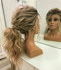 Pretty updo weird mannequin lol 50 Hair, Wedding Hair And Makeup, Hair Dos, Ponytail Hairstyles, Bridesmaid Hair, Hair Videos, Hair Updos, Up Hairstyles