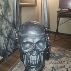 Hot Topic Skull Purse, Never Used, Took Tags Off, Excellent Condition Skull Purse, Hot Topic, Crossbody Bags, Bag Lady, Purse, Tags, Women Shopping, Black, Color