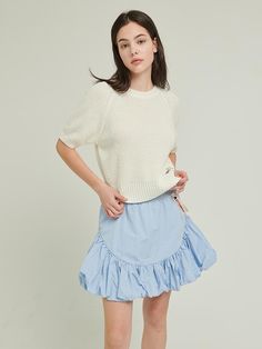 Composition : SHELL: ACRYLIC 100%Color : WHITECountry of Origin : Republic of Korea Beige Short Sleeve Sweater For Spring, Feminine Beige Knit Top, Chic Short Sleeve Beige Sweater, Knitwear, Composition, The Originals, Knitting, Clothes For Women, Clothes