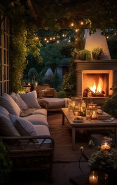 Garden at Night Time with Outdoor Fireplace and Candles Outdoor Fireplace Designs, Design Exterior, Backyard Patio Designs, Outdoor Fire, Outdoor Fireplace, Backyard Oasis, Outdoor Rooms, Backyard Decor, Backyard Design