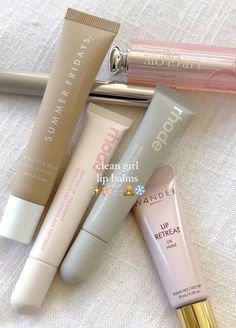 Skincare Preppy, Pink Lipgloss, Freetime Activities, Lip Products, Where To Shop