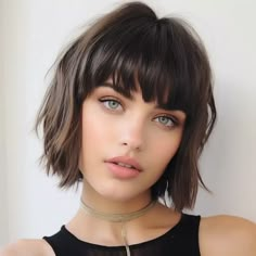 Grow Out Bangs, Textured Bob With Bangs, Short Shag With Bangs, Bangs 2024, Baby Bangs Long Hair, Shag Bob, Hair Bobs, Short Hair Fringe, Haircuts Trendy