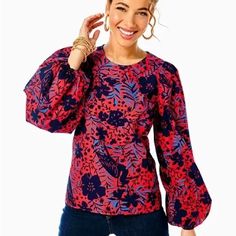 Lilly Pulitzer Nwt Xs Lynnley Top Blouse Balloon Sleeve Ruby Red Heron My Own Brand New - Never Worn Questions? Leave A Comment Below! Womens Trendy Tops, Gorgeous Blouses, Statement Sleeves, Night Looks, Red Blouses, Ruby Red, Women's Tops, Cotton Poplin, Full Sleeve